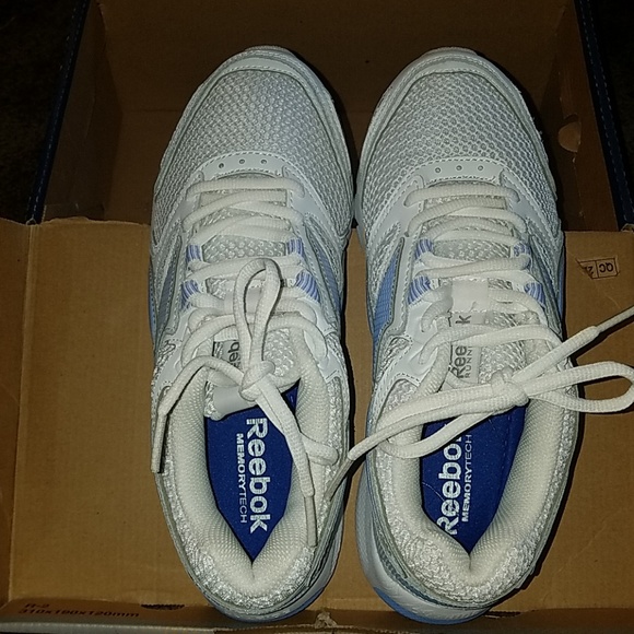 BNWB Reebok - Picture 2 of 3